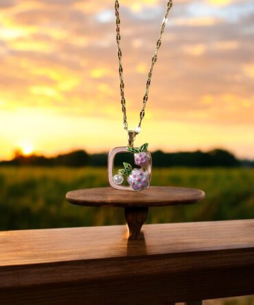 Floral Enamel Pendant – Anti-Tarnish Gold Chain Necklace